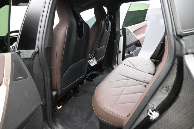Certified 2024 BMW iX xDrive50 w/ Premium Package AWD/4WD image 19
