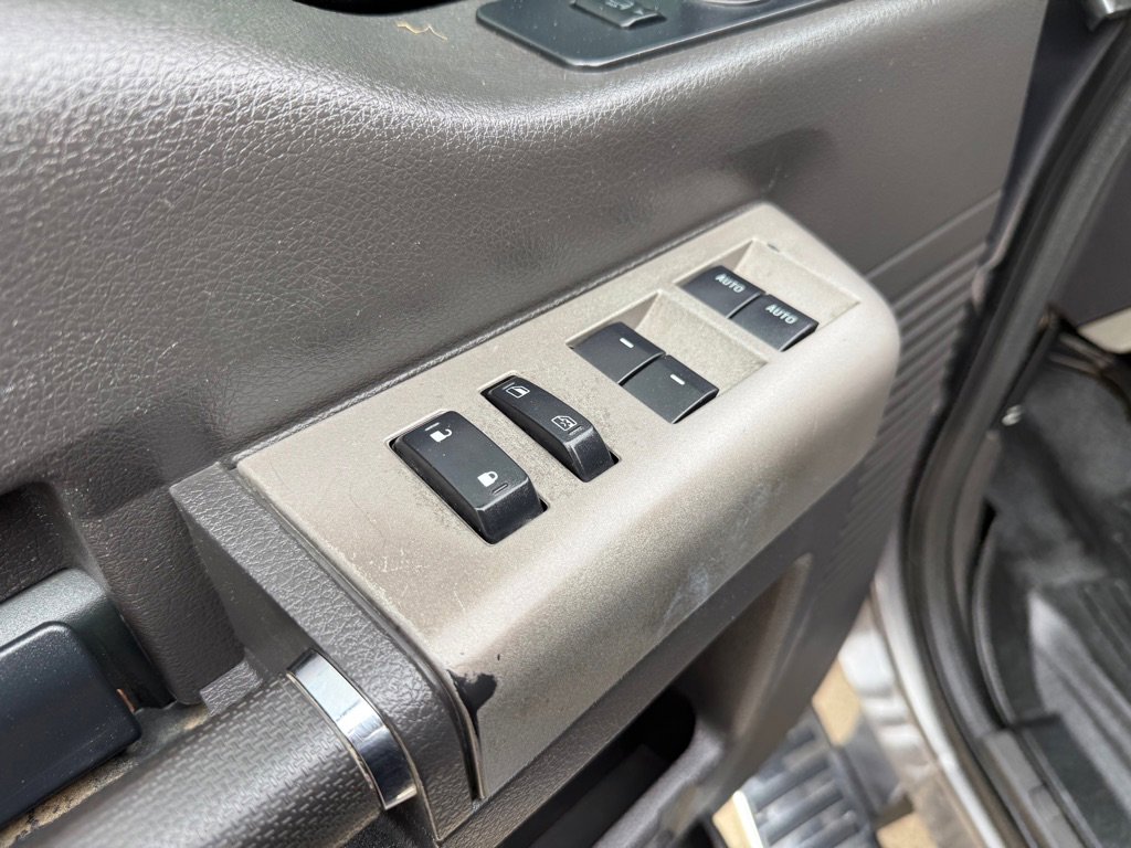 Used 2013 Ford F250 Lariat w/ Lariat Ultimate Pkg image 22