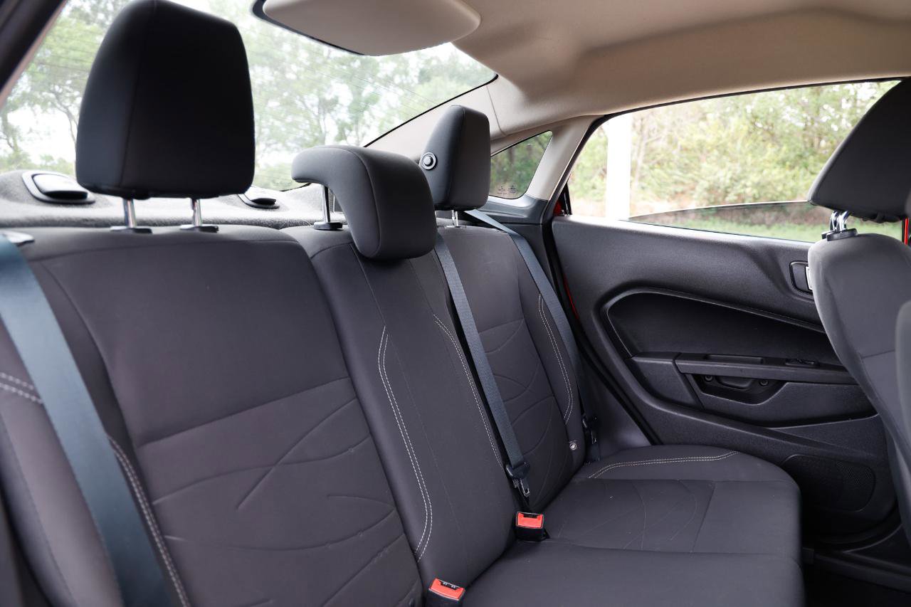 Used 2014 Ford Fiesta SE FWD image 18