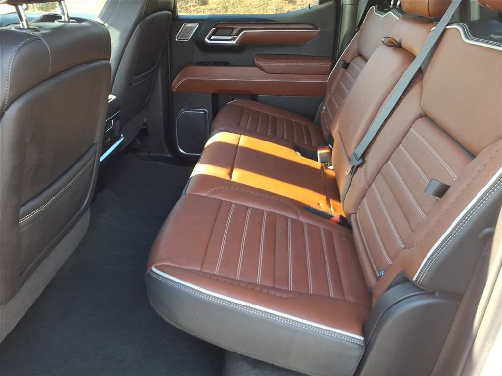 Used 2023 GMC Sierra 1500 Denali Ultimate image 13