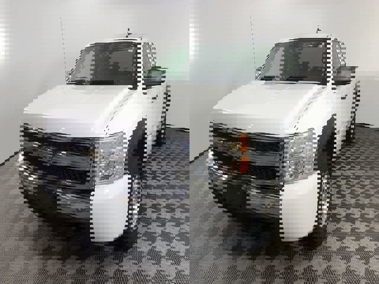 Used 2008 Chevrolet Silverado 1500 LT w/ Power Pack Plus image 4