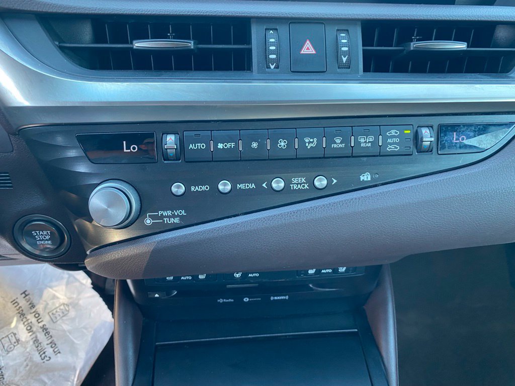 Used 2021 Lexus ES 250 w/ Premium Package AWD/4WD image 23
