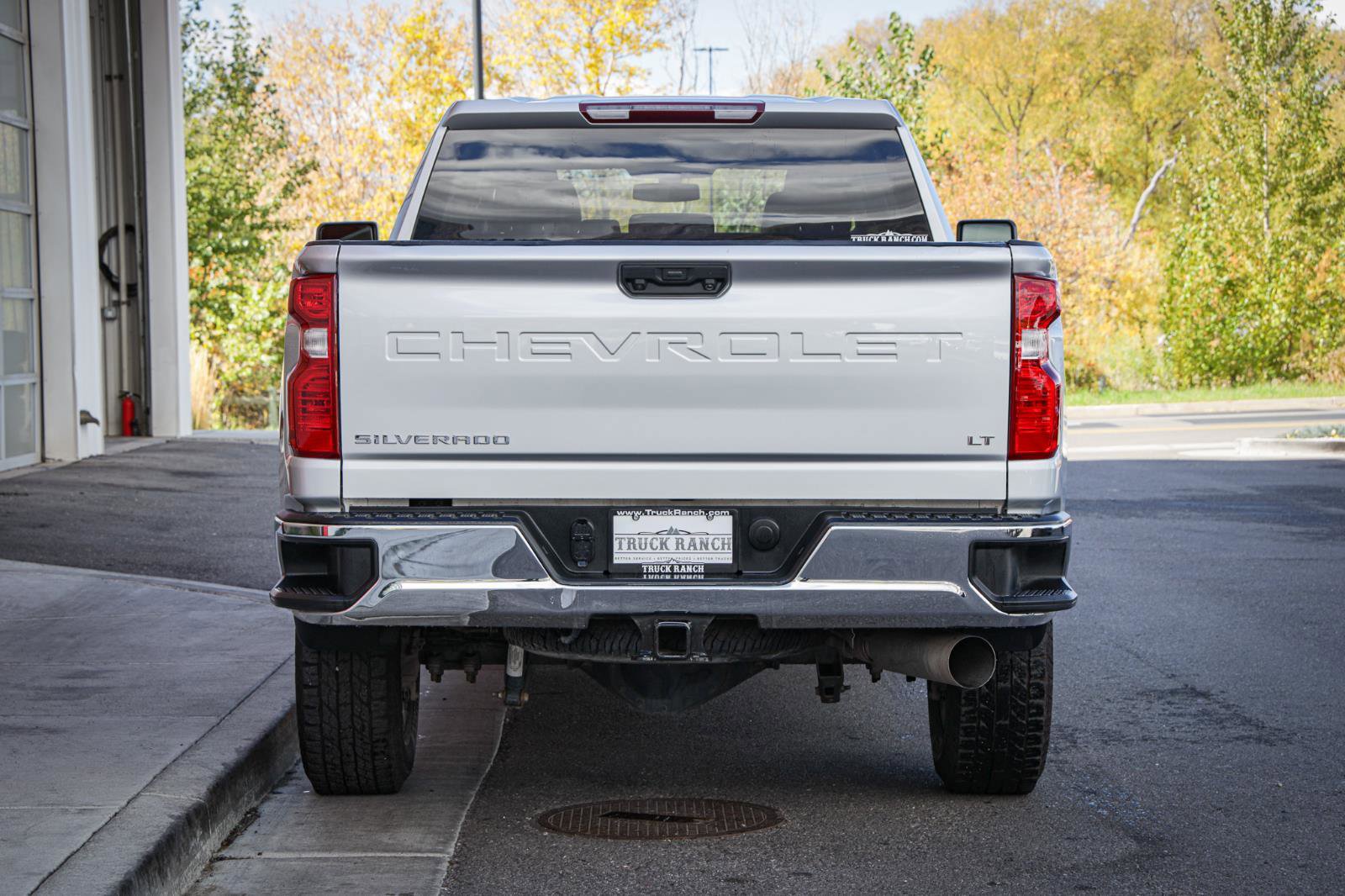 Used 2023 Chevrolet Silverado 3500 LT w/ Convenience Package image 4