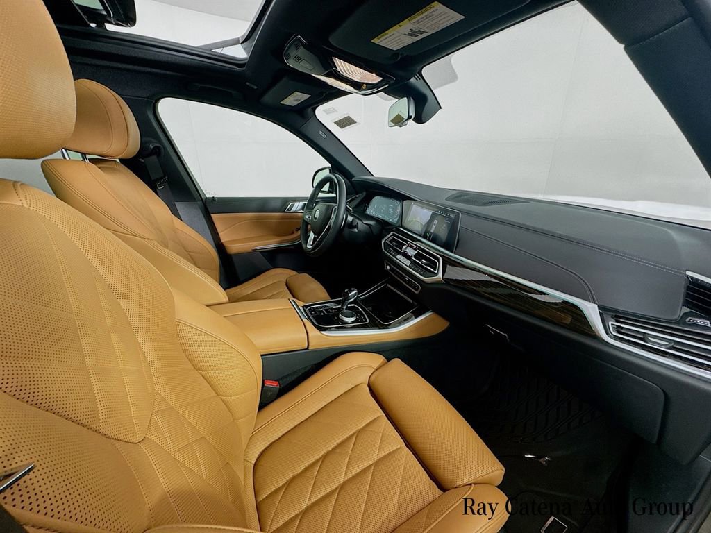 Used 2023 BMW X5 xDrive40i w/ Premium Package image 29