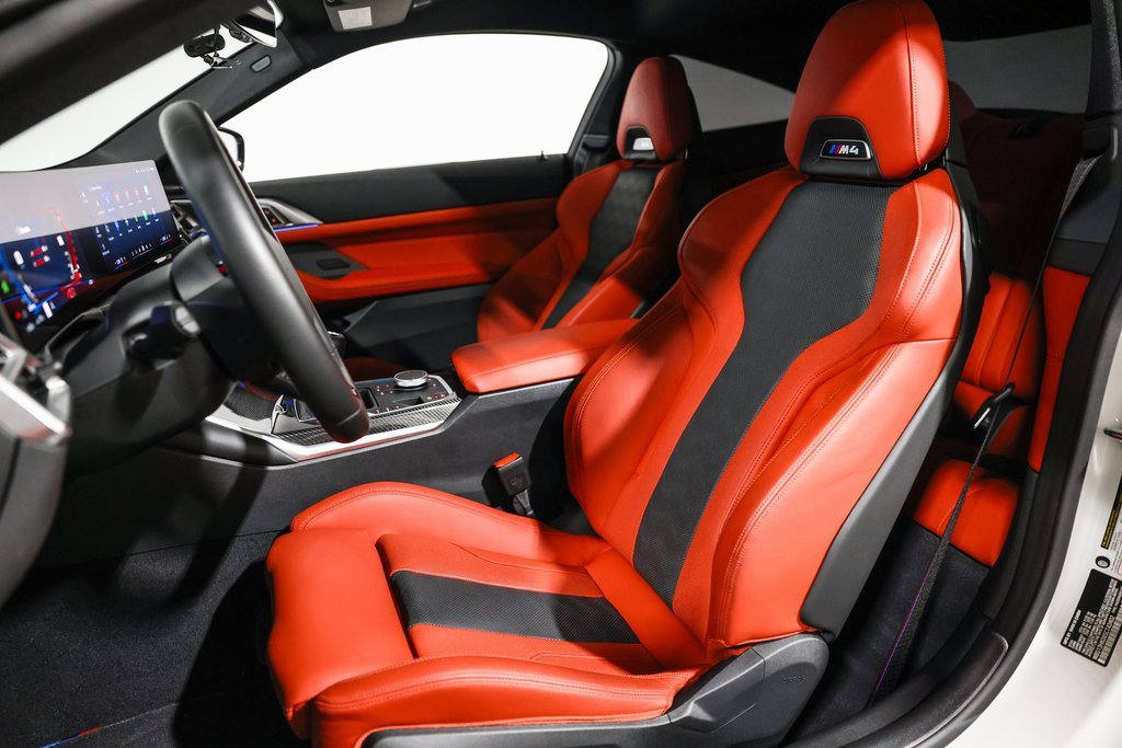 Used 2025 BMW M4 Coupe w/ Executive Package image 27
