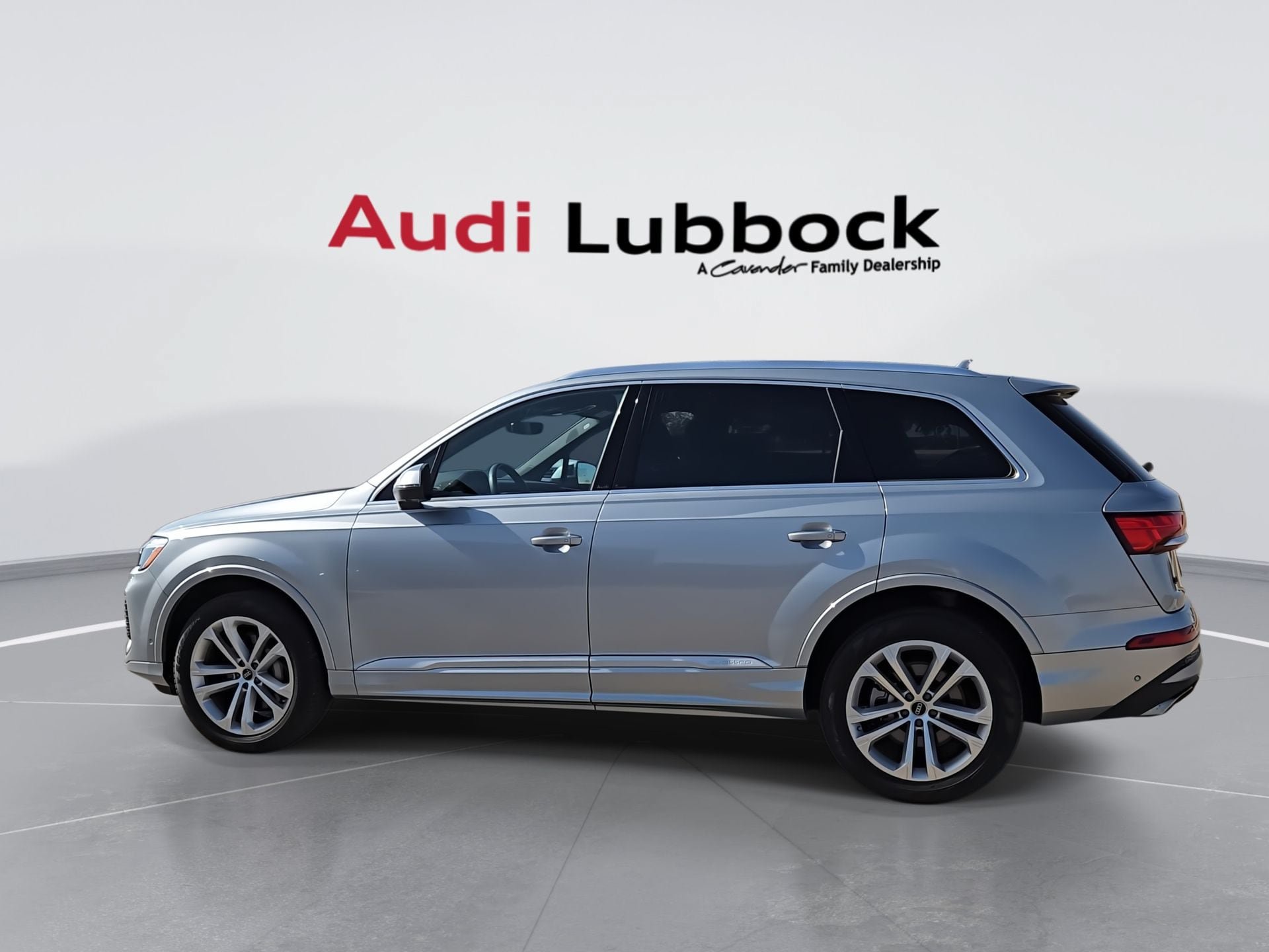 Used 2025 Audi Q7 3.0T Premium Plus AWD/4WD image 6
