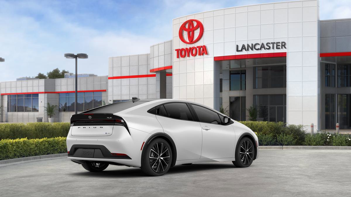 New 2026 Toyota Prius XLE image 25