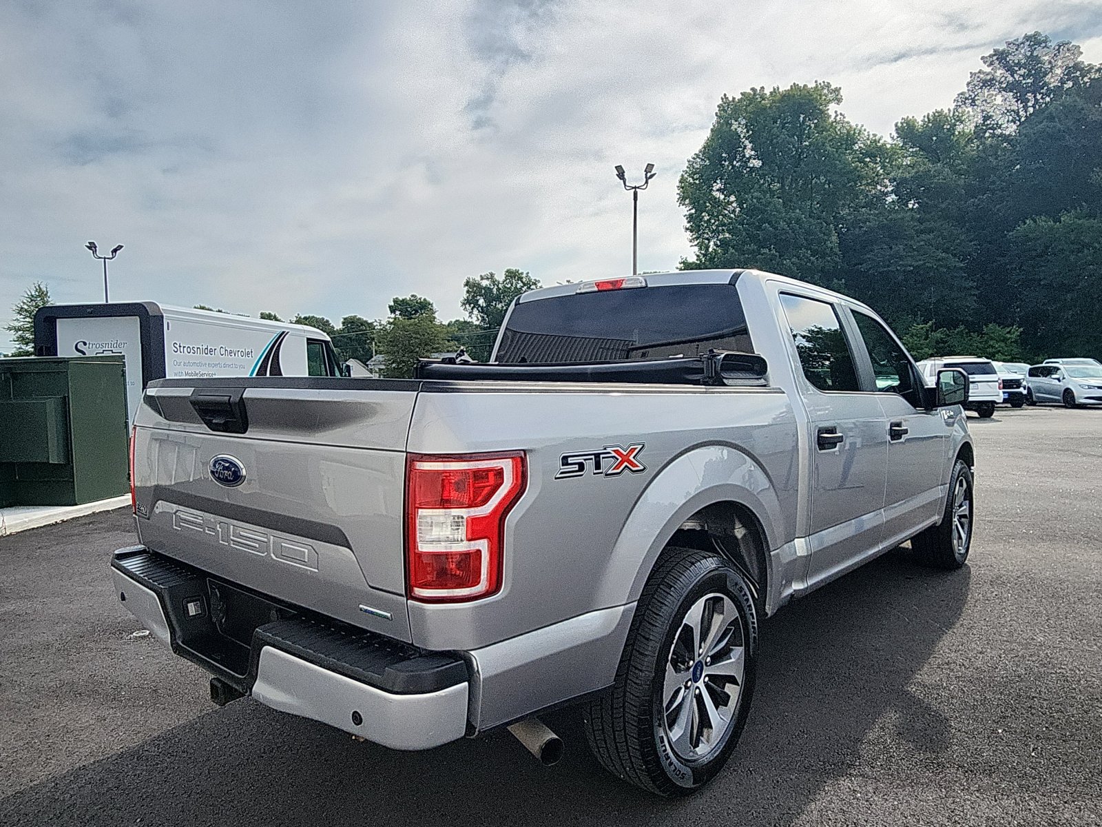 Used 2020 Ford F150 XL w/ Equipment Group 101A Mid RWD image 5