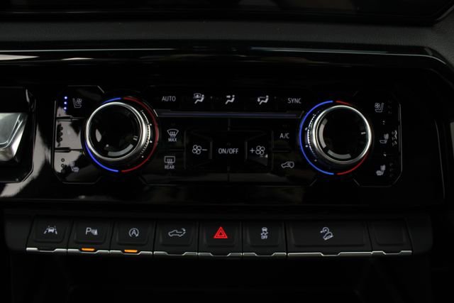 New 2026 GMC Sierra 1500 AT4 w/ AT4 Premium Package image 8