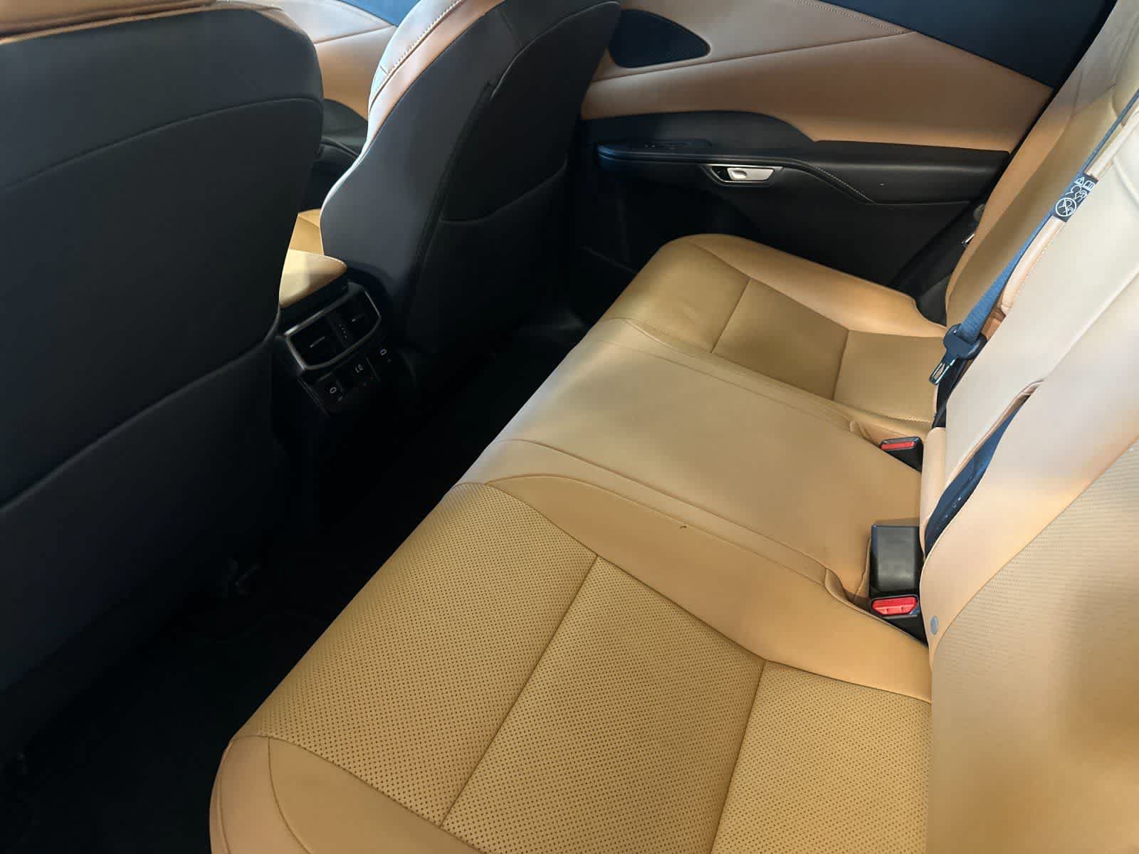 Used 2025 Lexus RX 350 Premium FWD image 5