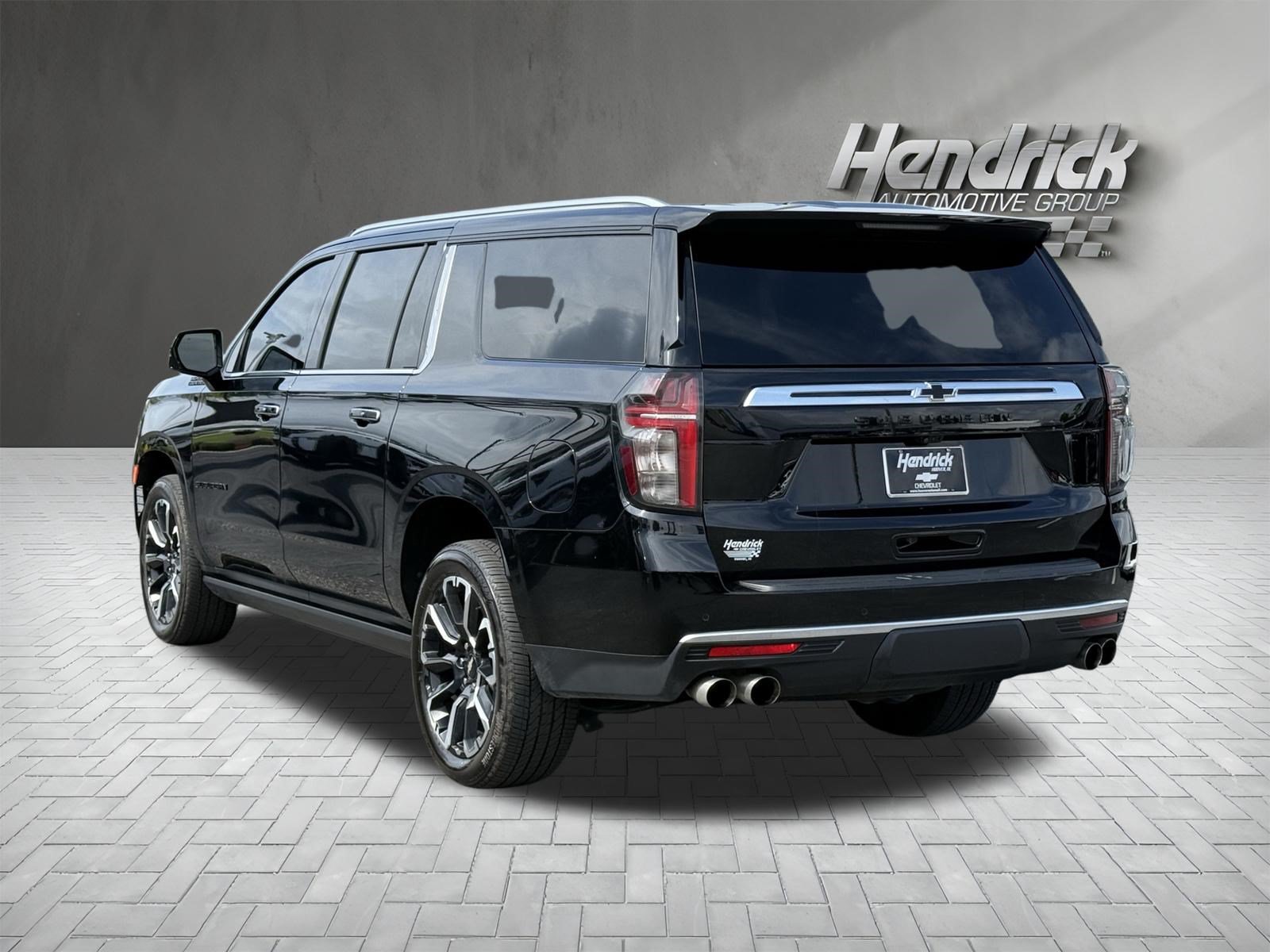 Used 2023 Chevrolet Suburban High Country w/ Premium Package AWD/4WD image 8