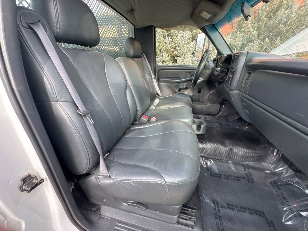 Used 2001 GMC Sierra 3500 SL image 13