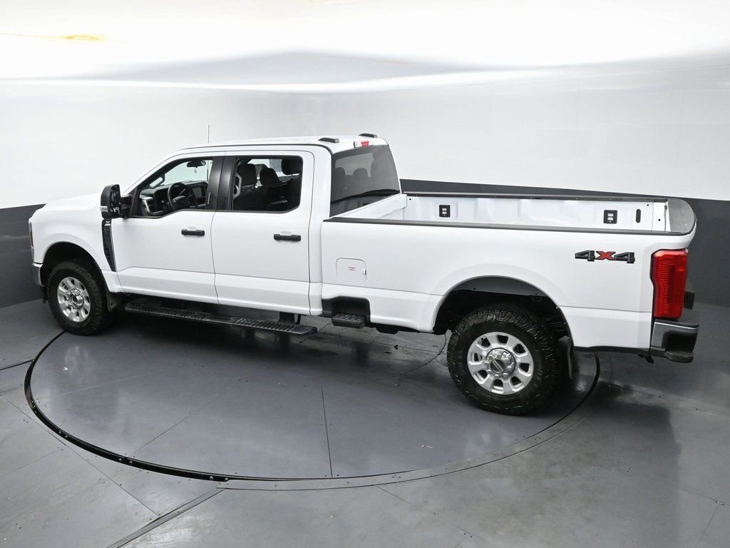 Used 2024 Ford F350 XLT image 49