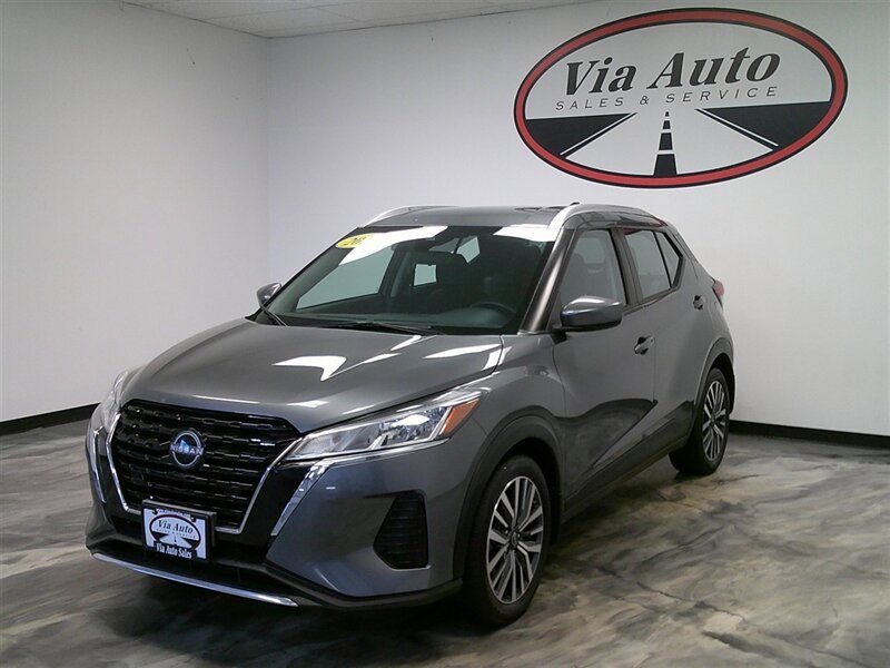 Used 2023 Nissan Kicks SV image 7