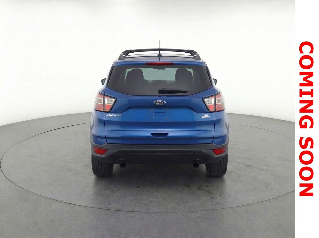 Used 2017 Ford Escape SE w/ Equipment Group 201A image 9