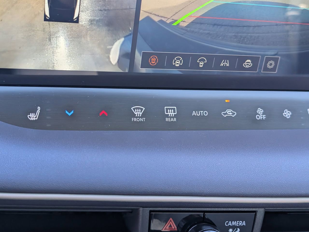 New 2026 Nissan Leaf Platinum+ image 12