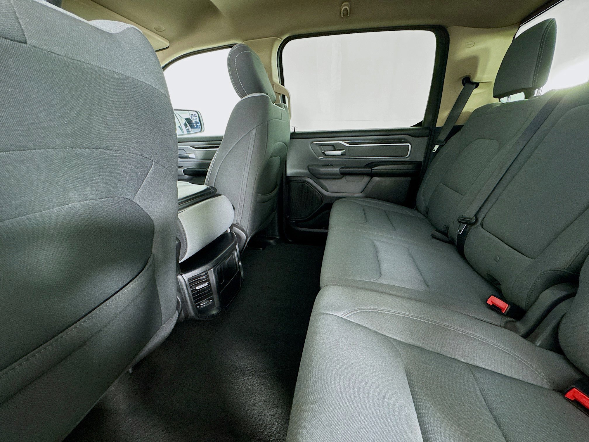 Used 2020 RAM 1500 Big Horn RWD image 24