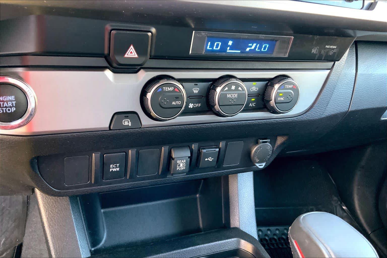 Used 2023 Toyota Tacoma SR5 RWD image 31