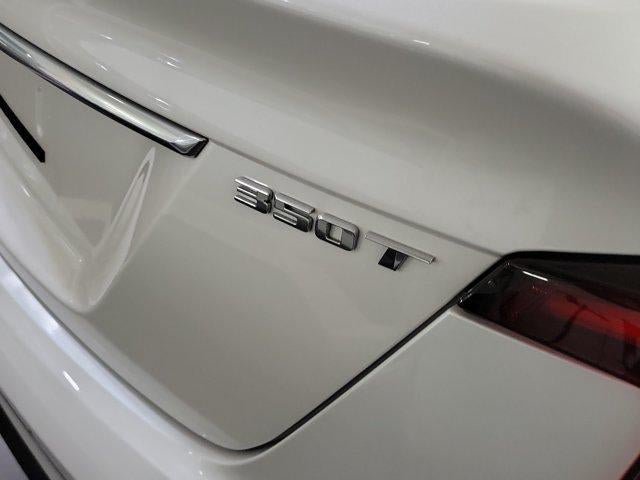 Certified 2023 Cadillac CT5 Luxury RWD image 6