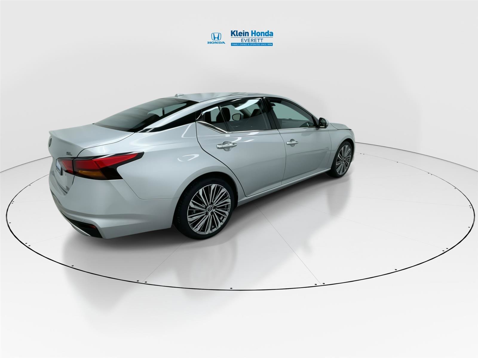 Used 2023 Nissan Altima 2.5 SL image 2