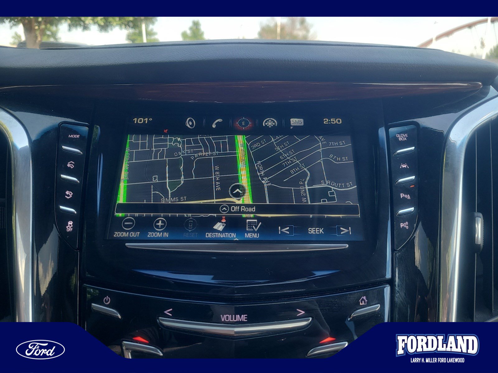 Used 2017 Cadillac Escalade Premium Luxury AWD/4WD image 28