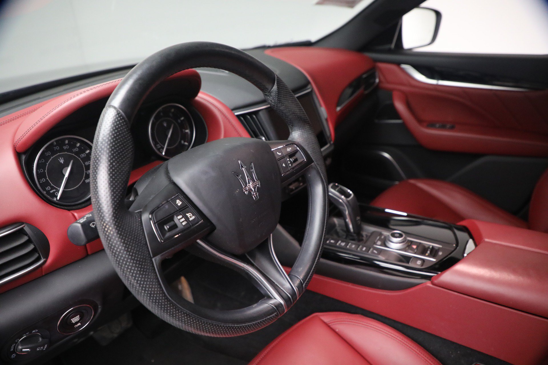 Certified 2022 Maserati Levante GT AWD/4WD image 21