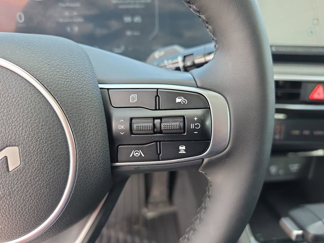 Used 2025 Kia K5 EX image 39