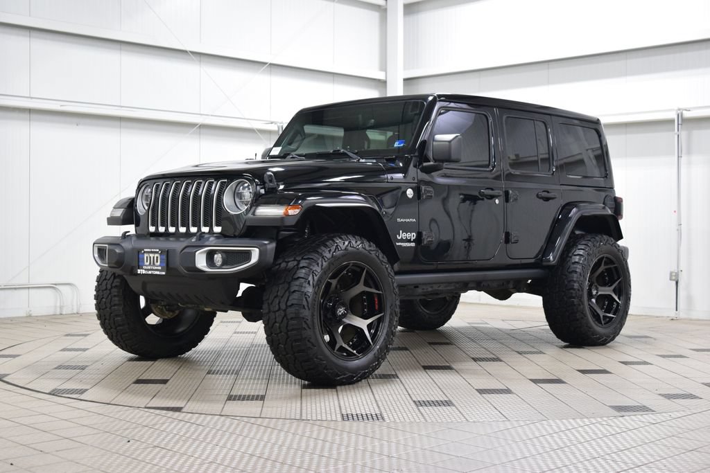 Used 2021 Jeep Wrangler Unlimited Sahara AWD/4WD image 3