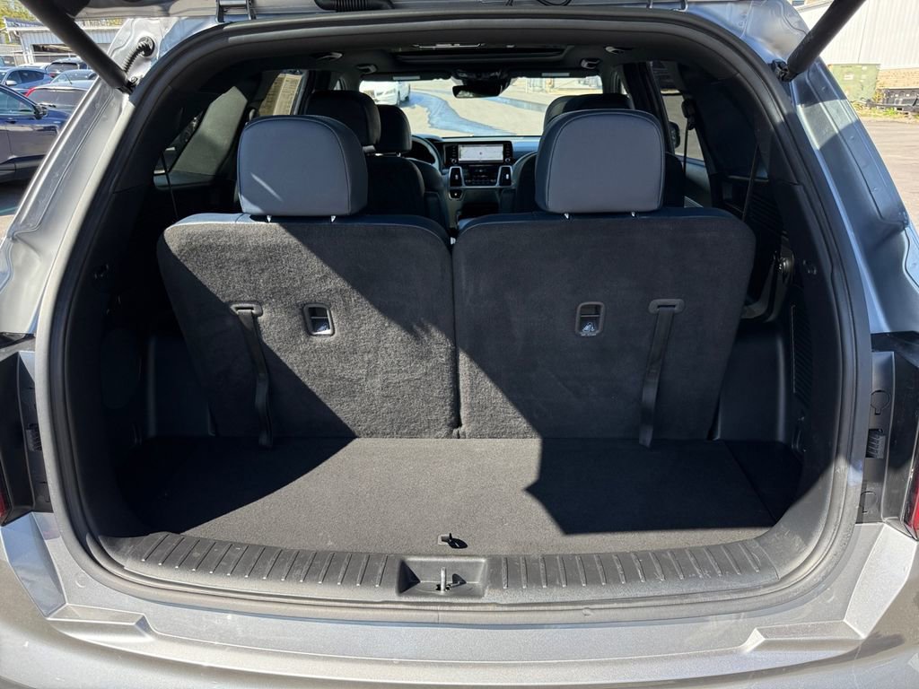 Used 2022 Kia Sorento SX Prestige w/ Panoramic Sunroof Package image 28