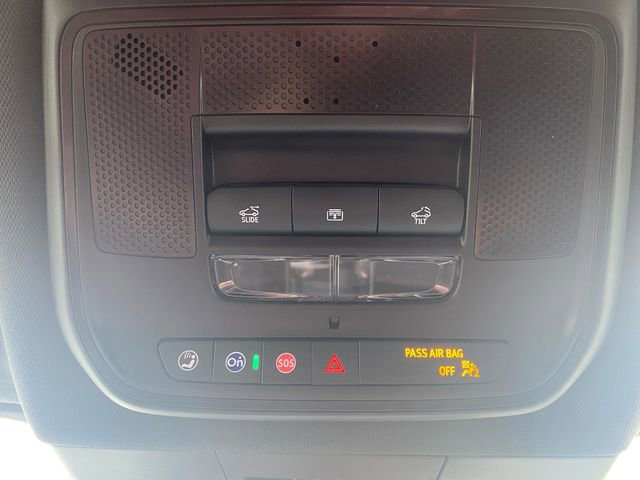 New 2024 Chevrolet Blazer EV LT image 31