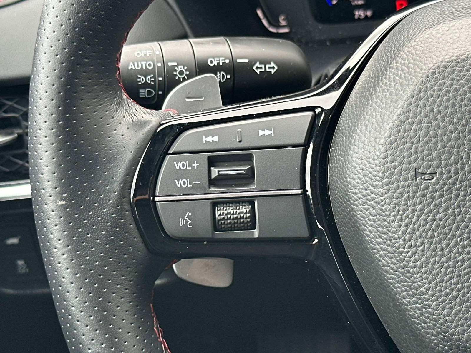 Used 2025 Acura ADX A-Spec AWD/4WD image 23