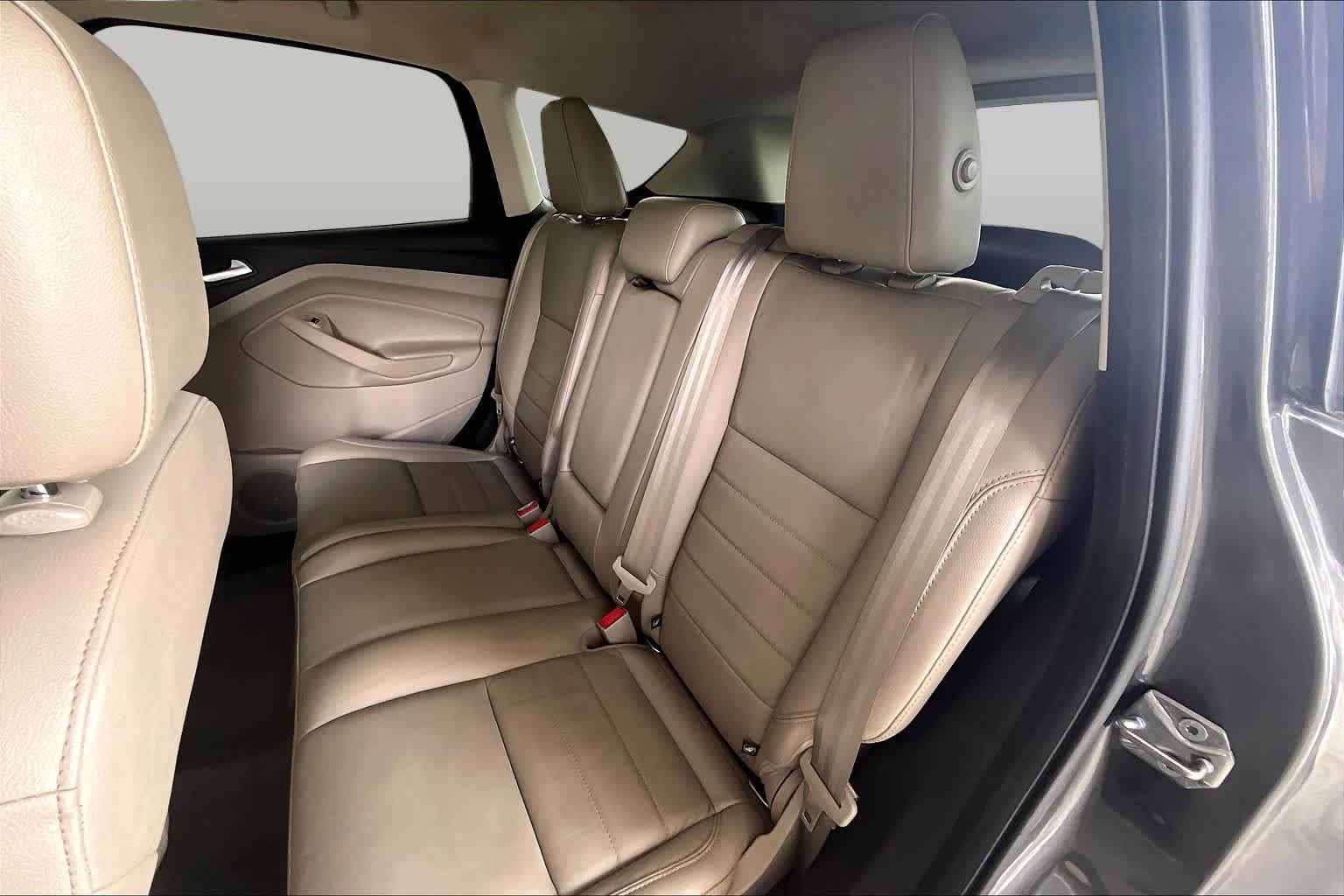 Used 2015 Ford Escape Titanium FWD image 19