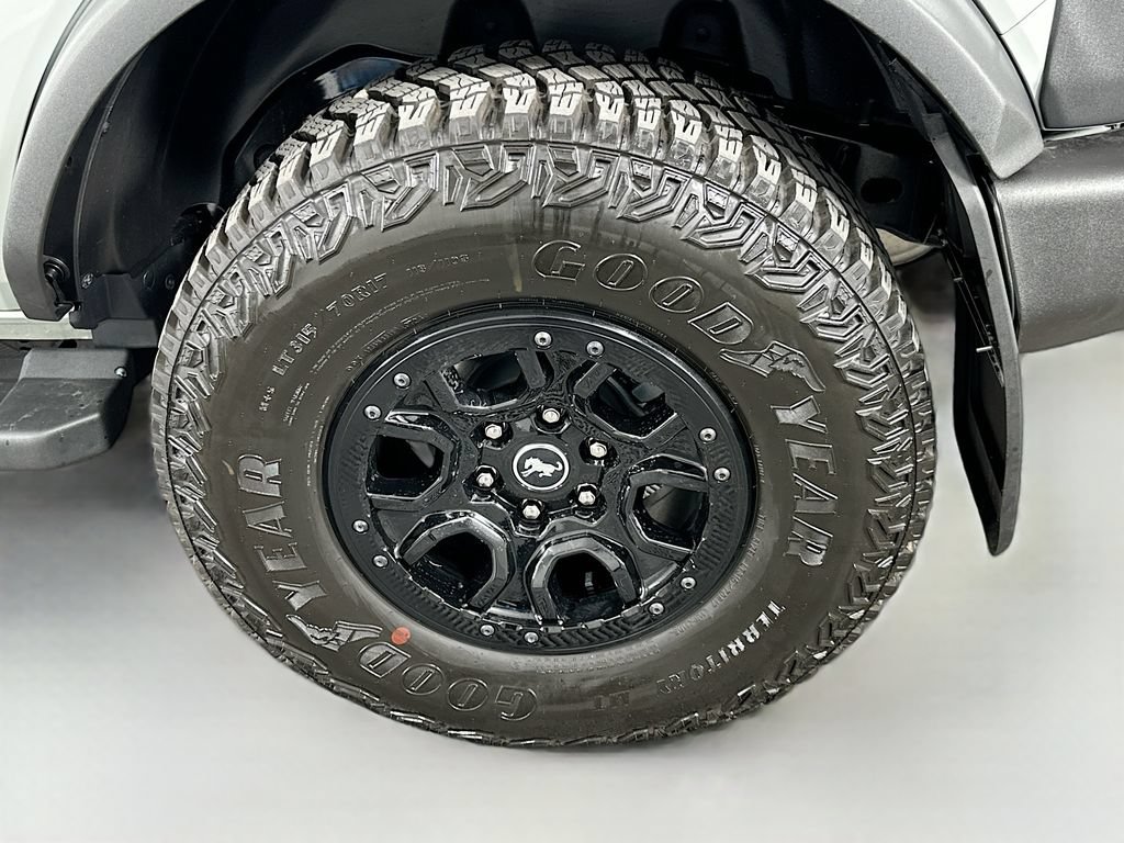Used 2024 Ford Bronco Wildtrak AWD/4WD image 30