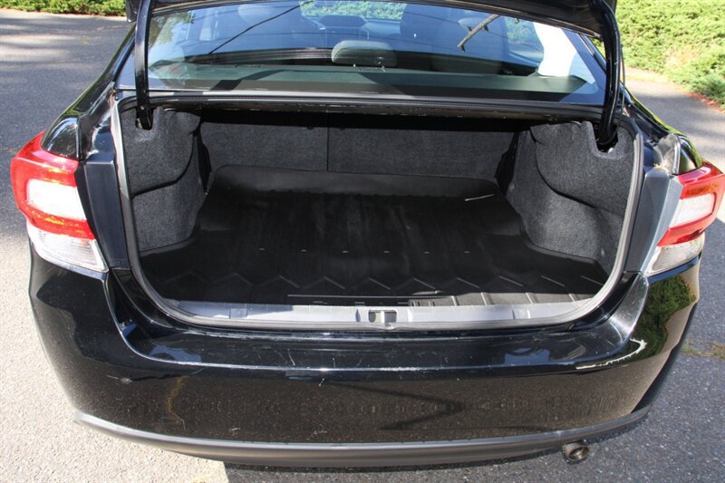 Used 2018 Subaru Impreza 2.0i AWD/4WD image 17