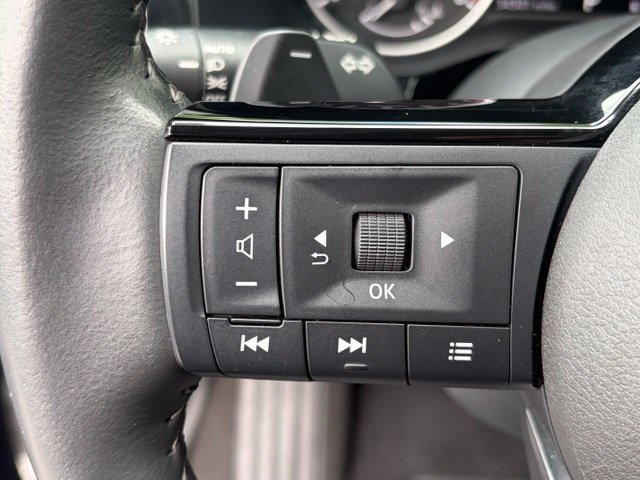 Certified 2025 Nissan Pathfinder SL AWD/4WD image 17