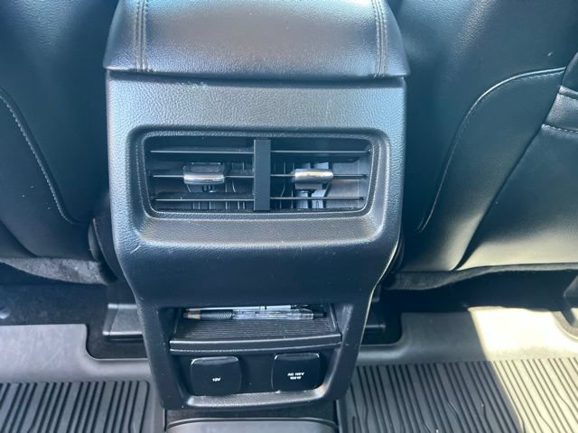 Used 2019 Ford Edge SEL w/ Equipment Group 201A AWD/4WD image 19