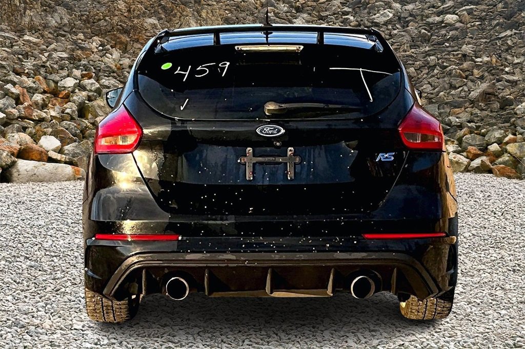 Used 2017 Ford Focus RS image 4
