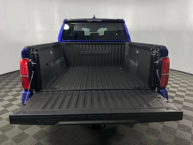 Used 2025 Toyota Tacoma SR5 RWD image 25