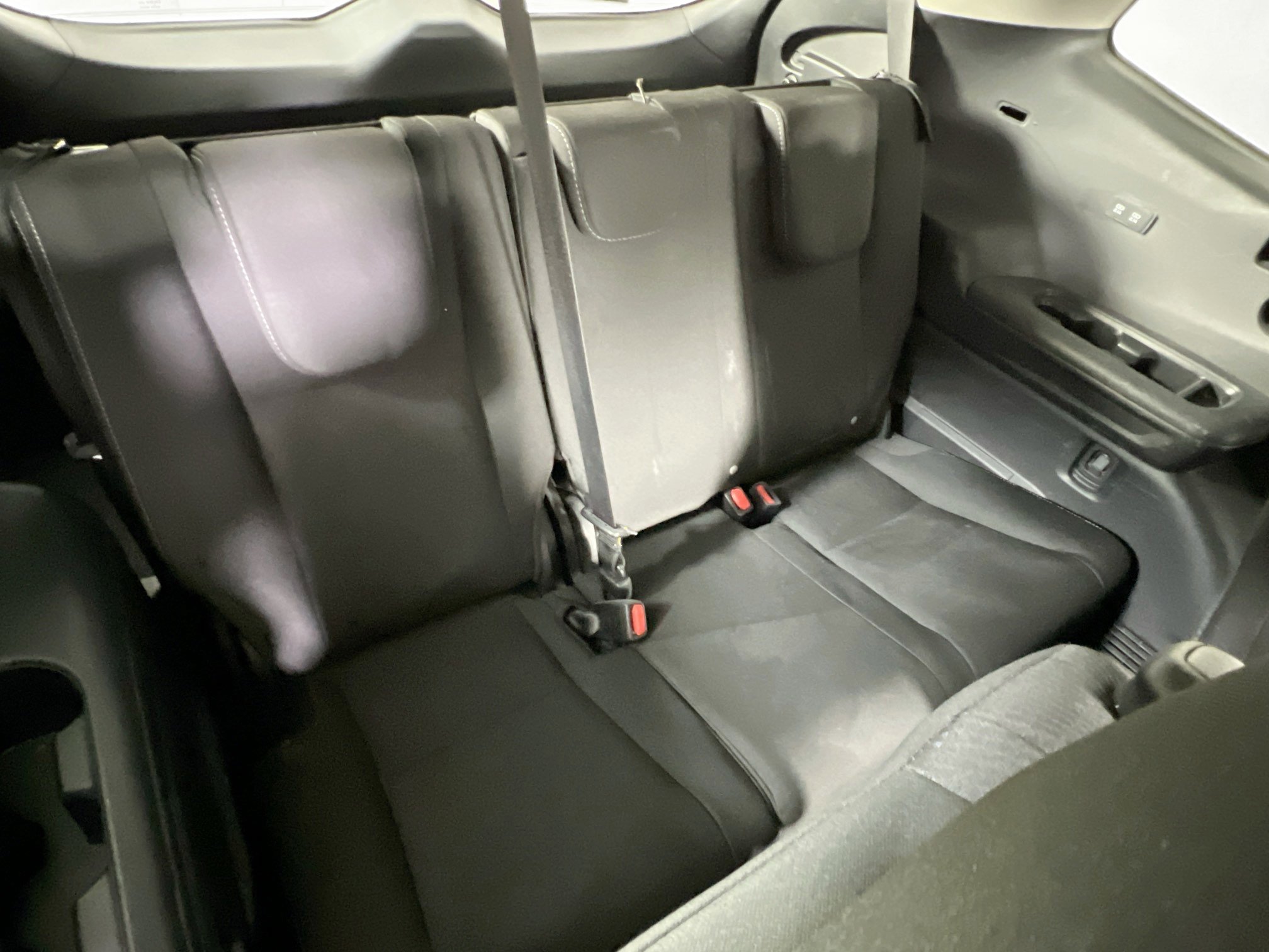 Used 2022 Subaru Ascent Premium w/ Convenience Package image 25