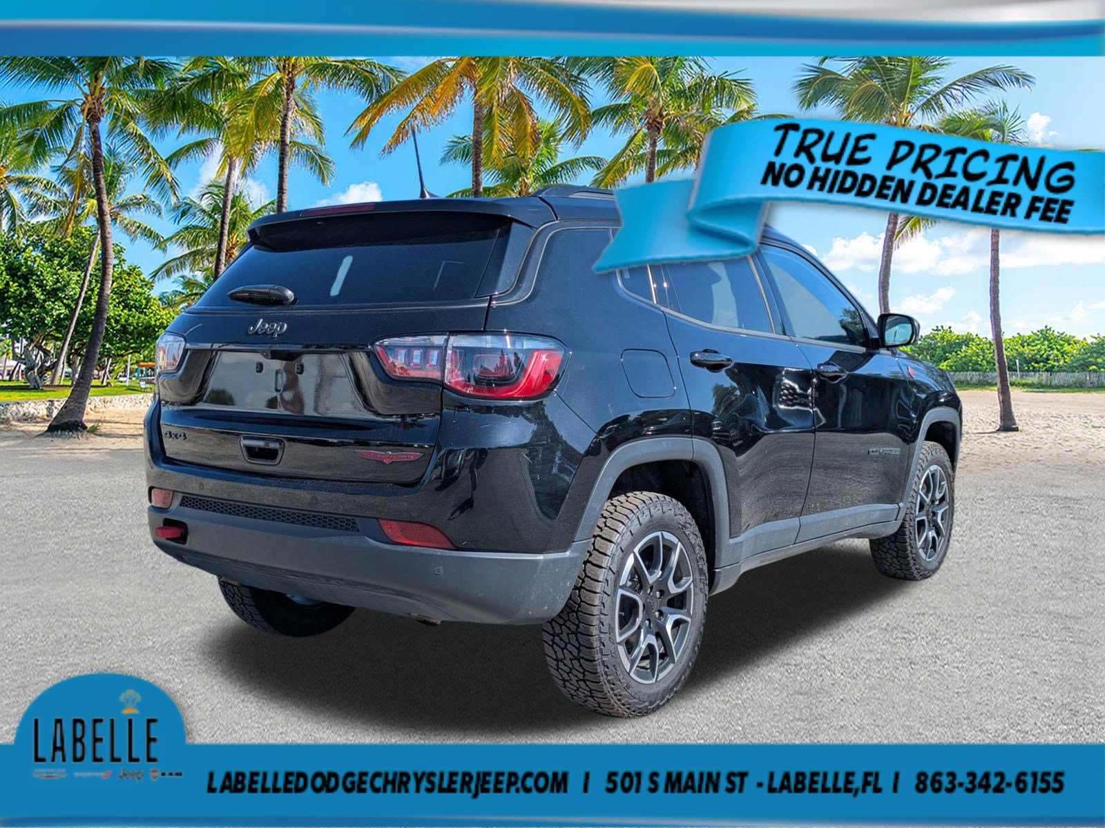 Used 2024 Jeep Compass Trailhawk AWD/4WD image 5