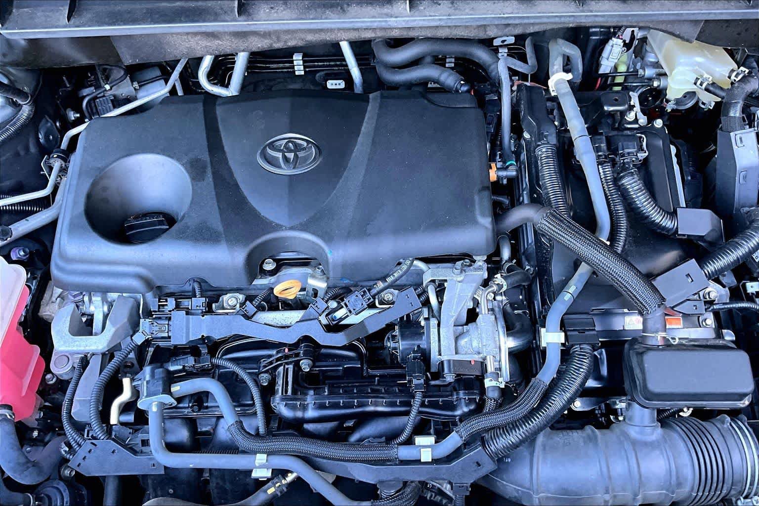 Certified 2020 Toyota Highlander LE FWD image 33