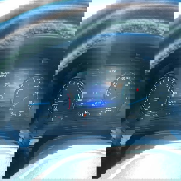 Used 2022 Ford Explorer XLT w/ Equipment Group 202A AWD/4WD image 15