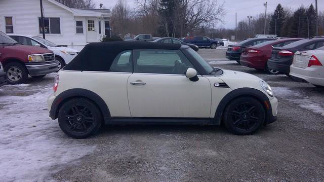 Used 2012 MINI Cooper Convertible image 7