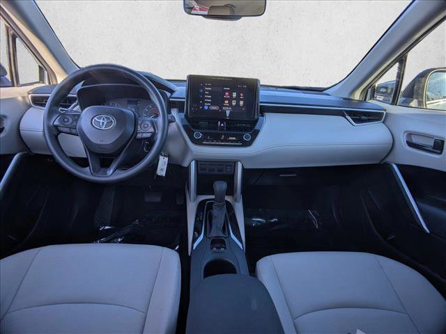 Used 2024 Toyota Corolla Cross L image 19