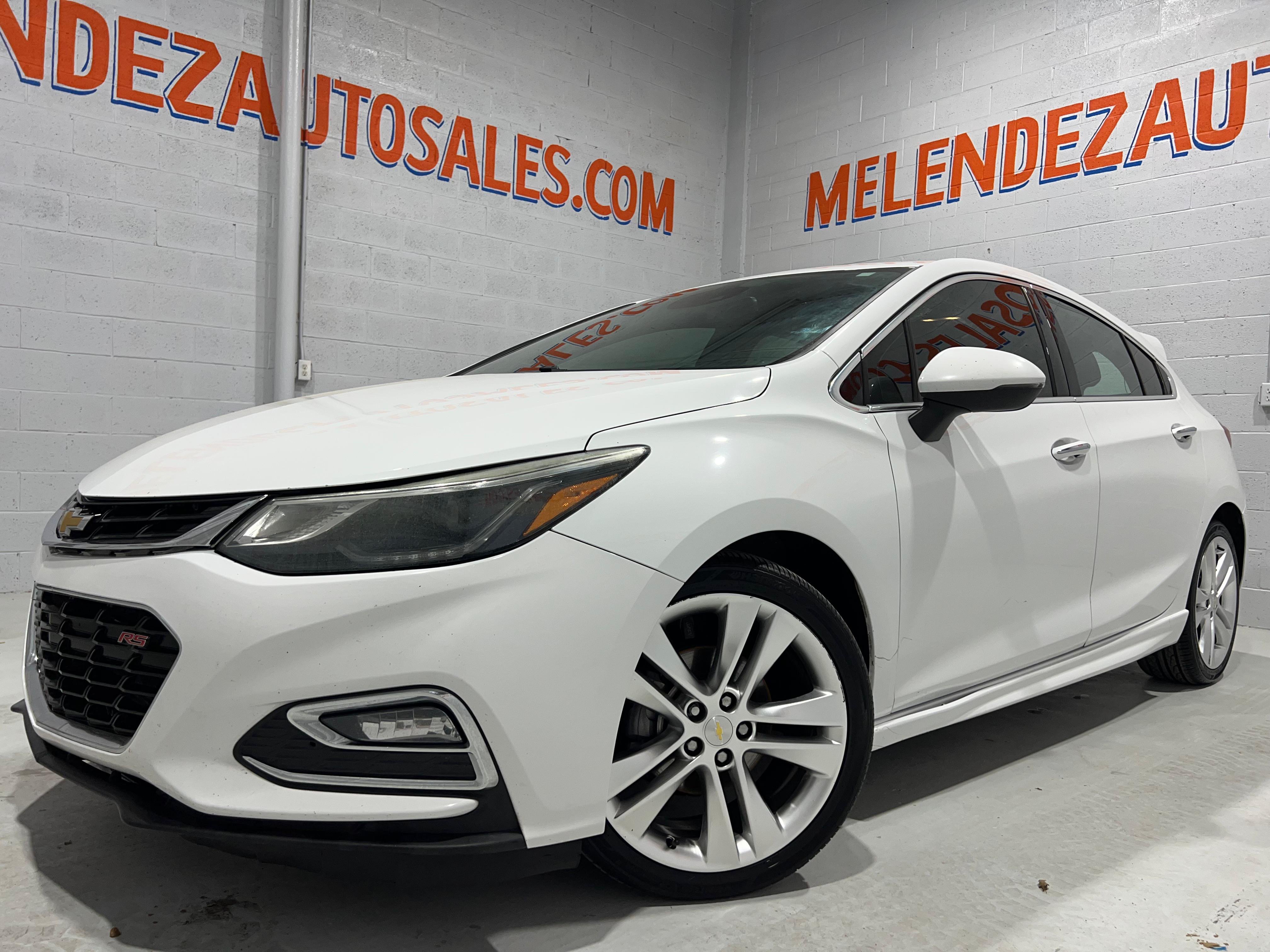Used 2018 Chevrolet Cruze Premier FWD image 1
