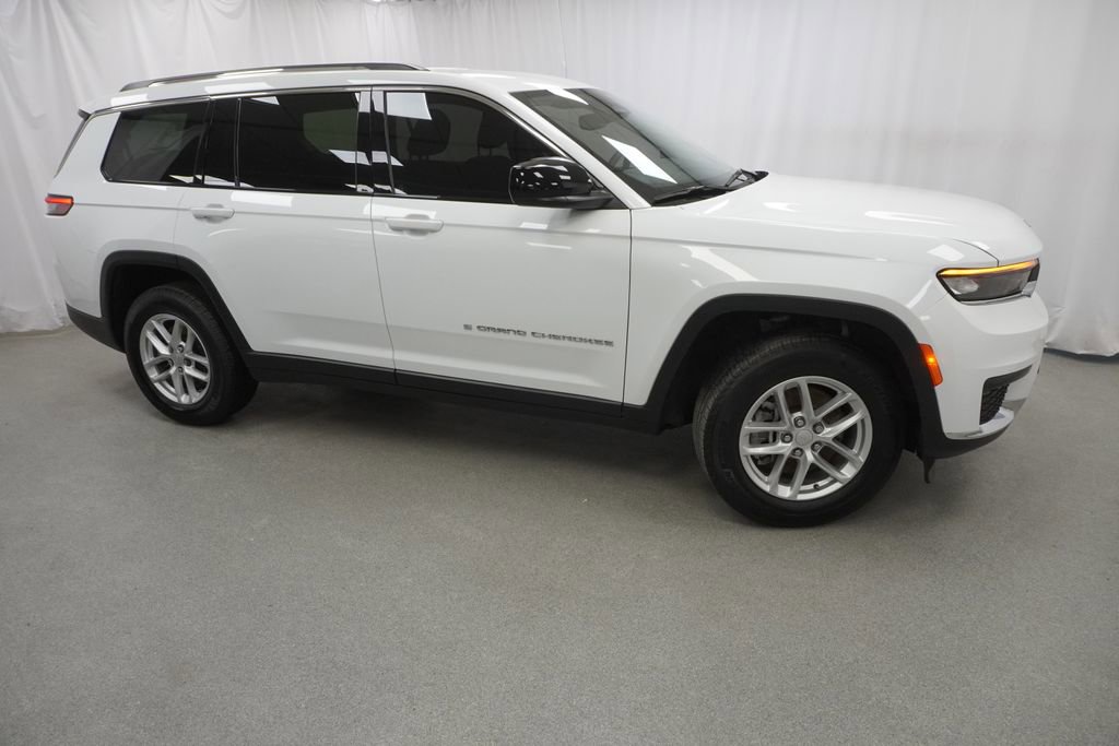 Certified 2023 Jeep Grand Cherokee L Laredo AWD/4WD image 10