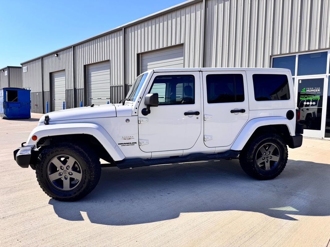 Used 2013 Jeep Wrangler Unlimited Sahara w/ Connectivity Group image 3
