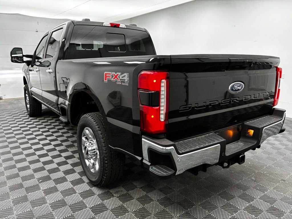 New 2026 Ford F250 Lariat image 10