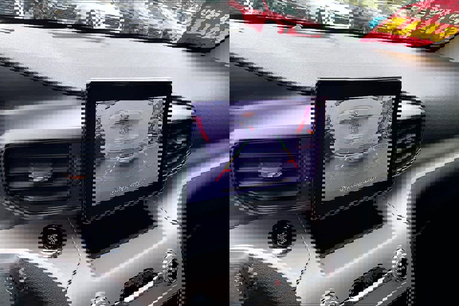 Used 2023 Ford Explorer XLT image 21