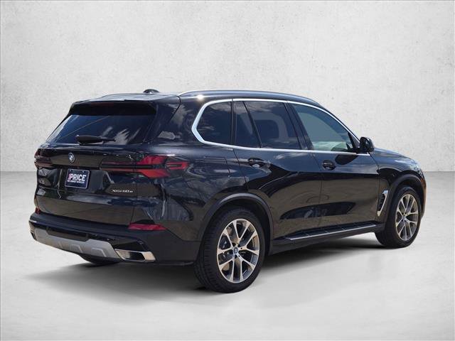 Used 2025 BMW X5 xDrive50e AWD/4WD image 5